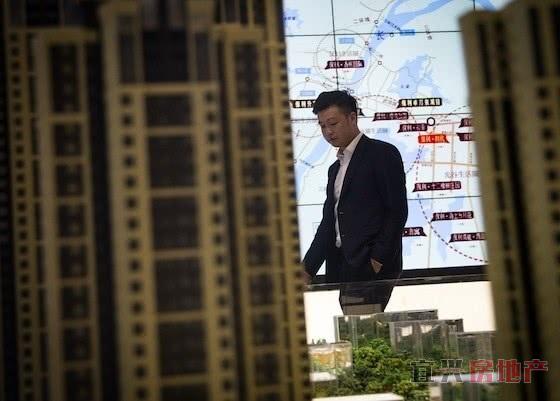 无锡一楼盘单价“降”2000元 房价真摔还是营销噱头？(图2)